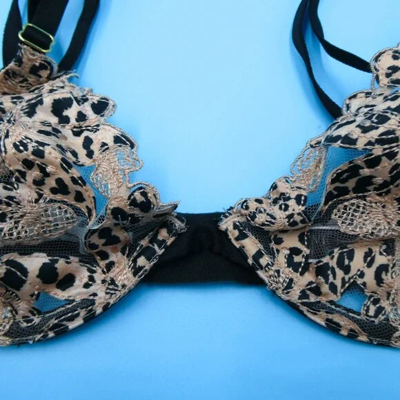 Victorias Secret Balconette Bra 32D Black Low Cut Demi Lingerie Unlined Sexy New - Picture 2 of 10